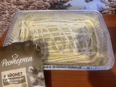 Klasikinis salotas „Silkė po šubomis“ Žingsnis 1