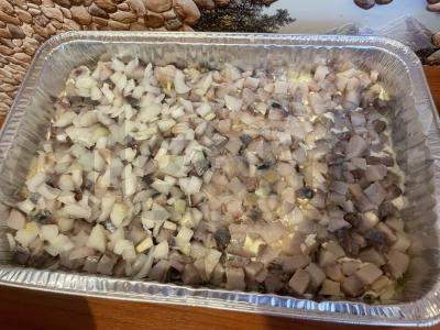 Klasikinis salotas „Silkė po šubomis“ Žingsnis 2