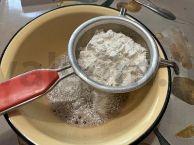 Blynai ant kefyro su kakava Žingsnis 2