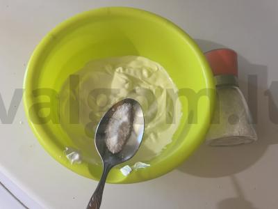 Trijų ingredientų varškės sūris Žingsnis 2