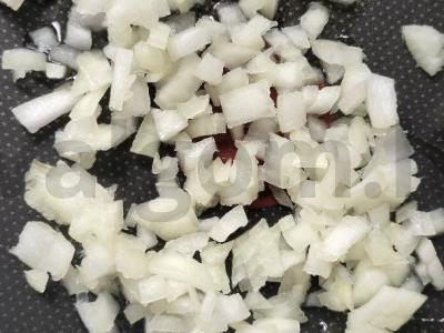 Sultingas mėsos ir dešros skonio solianka Žingsnis 3