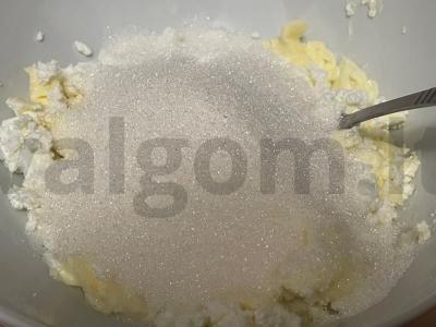 Keksas su avietėmis ir varške Žingsnis 2