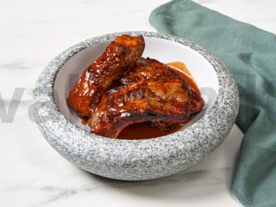 Kiaulienos šonkauliai folijoje pagrindine nuotrauka