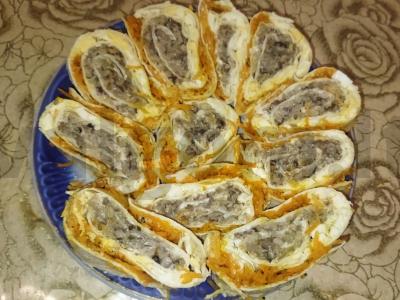 Tortilija su keptais grybais ir korėjietiška morkų salotomis Žingsnis 6