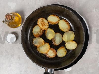 Pipirinė steika su bulvėmis grietinėlės padaže Žingsnis 2