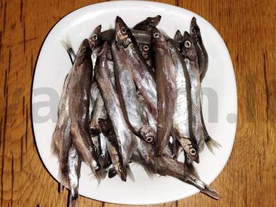 Šprotai ant anglių „Kaip sėklos“ Žingsnis 1