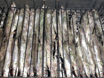 Šprotai ant anglių „Kaip sėklos“ Žingsnis 3