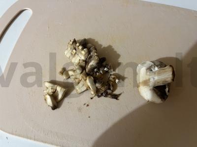 Šventinis salotas su grietinės-grybų padažu Žingsnis 6