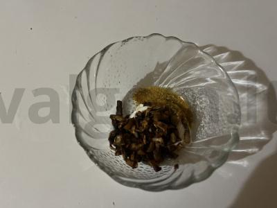 Šventinis salotas su grietinės-grybų padažu Žingsnis 10