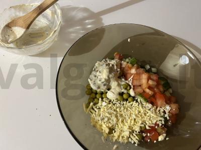 Šventinis salotas su grietinės-grybų padažu Žingsnis 15