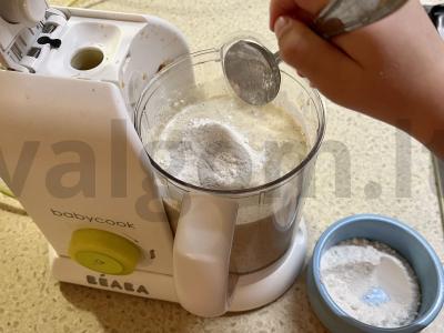 Žaliosios grikių keksiukai su vienišais bananais Žingsnis 3