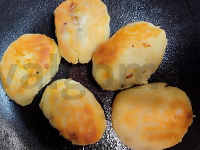 Bulvių kotletai su grybais Žingsnis 6