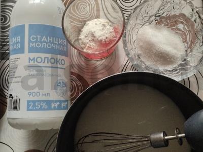 „Napoleonas“ su kondensuotu pienu ir žemės riešutais Žingsnis 1