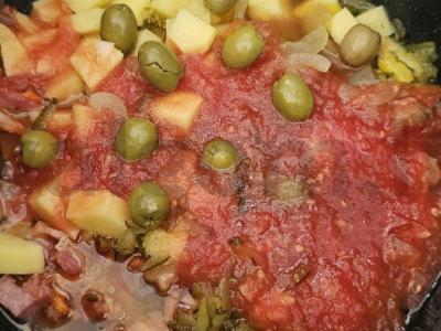 Sūrus sultinys su bekonu ir rūkyta kiaulės šonine Žingsnis 4