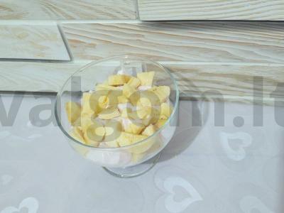 Švelnus varškės desertas su mandarinų ir bananų Žingsnis 2
