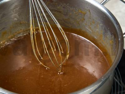 Pyragas a la „Twix“ Žingsnis 3