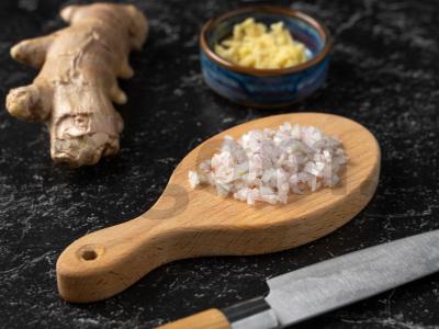 Tunas sezamo dangoje Žingsnis 1