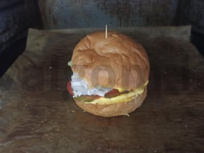 Sūrio burgeris su rūkytomis vištienos krūtinėlėmis Žingsnis 7