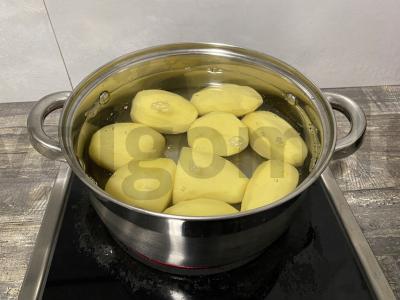 Bulvių košė riebioje pieno be sviesto Žingsnis 2