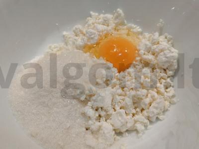 Švelnūs varškės-kokoso sausainiai Žingsnis 1