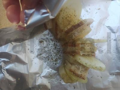 Bulvės su lašiniais ant laužo Žingsnis 5