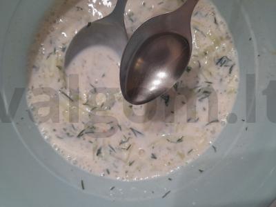 Atvėsinantis kefyro sriuba su agurkais Žingsnis 7