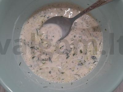 Atvėsinantis kefyro sriuba su agurkais Žingsnis 8