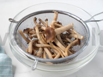 Marinuoti pievagrybiai Žingsnis 2