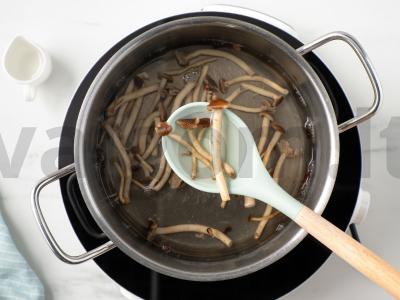 Marinuoti pievagrybiai Žingsnis 4