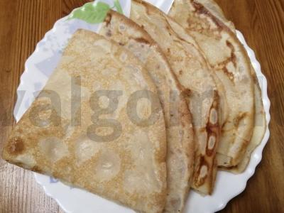 Ploni blynai ant rjaženko pagrindine nuotrauka