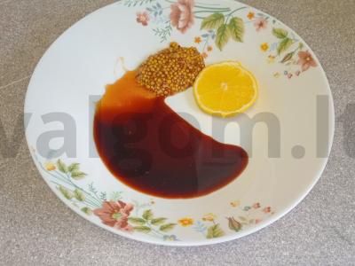 Salotas su jūros midijomis ir grūdėtos garstyčių padažu Žingsnis 5