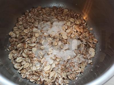 Grūdų košė su abrikosais Žingsnis 1