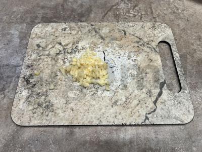 Skumbrė, įdaryta daržovėmis Žingsnis 8