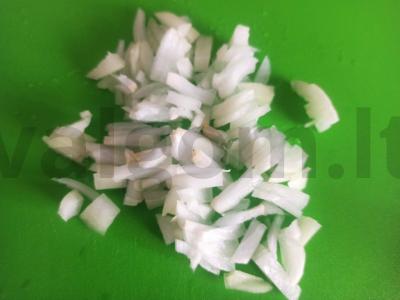 Rulonas su konservuota silkė ir bulvėmis Žingsnis 3