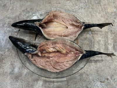 Skumbrė, įdaryta daržovėmis Žingsnis 11