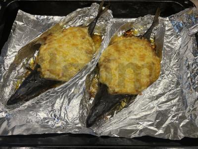 Skumbrė, įdaryta daržovėmis Žingsnis 15