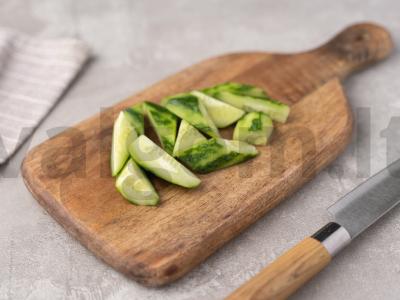 Salotas su feta ir moliūgų sėklomis Žingsnis 2