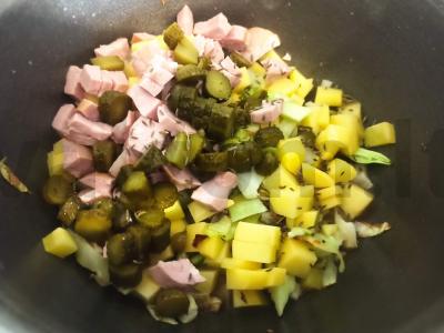 Skani solyanka katile Žingsnis 5