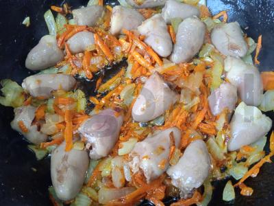 Vištienos širdelės grietinėlės padaže su grikių garnyru Žingsnis 4