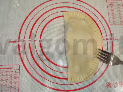 Sultingi čeburekai su jautienos faršu Žingsnis 10