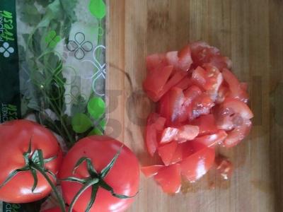 Aštrus daržovių salotas su sūdytais žemės riešutais Žingsnis 1