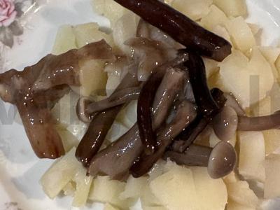 Salotas „Rudens voveraitės“ su raudonąja ikra Žingsnis 2