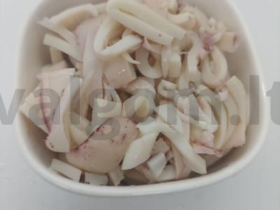 Salotos su kalmarais, miško grybais ir juodaisiais sezamais Žingsnis 1