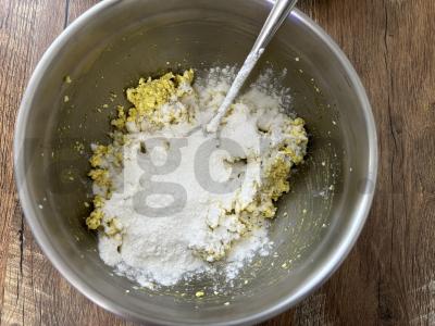 Pica ant varškės tešlos Žingsnis 5