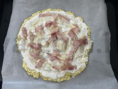 Pica ant varškės tešlos Žingsnis 10