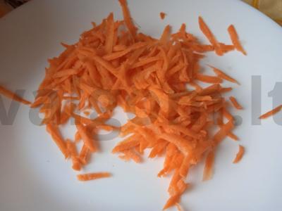 Aštrus salotas su funčozomis, jautiena ir daržovėmis Žingsnis 3