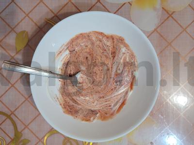 Švelnios vištienos šlaunelės ir bulvės aštriame marinate Žingsnis 1