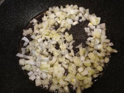 Grybai sūrio padaže Žingsnis 2