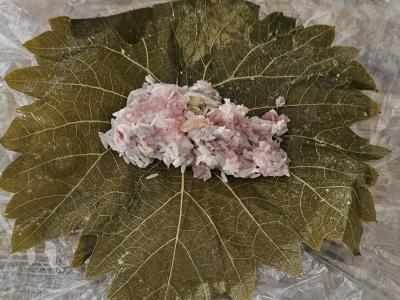 Turkiški kopūstai vynuogių lapuose „Sarma“ Žingsnis 3