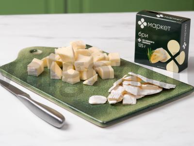 Makaronai su brie sūrio ir pomidorų padažu Žingsnis 1